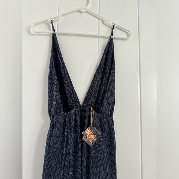 NWT Indah River Split Front Wrap Maxi Dress 100% silk - Picture 7 of 7